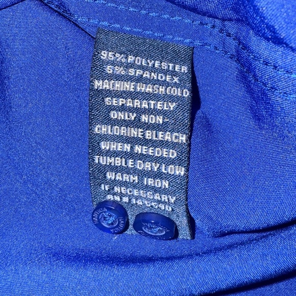 Nautica Men’s Dress Shirt Vibrant Blue Long Sleeve Classic Fit Size - Medium - Picture 3 of 11